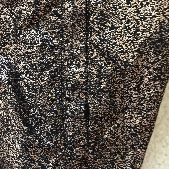 Fabletics top metallic bronzey copper tank top. EUC - Picture 9 of 11